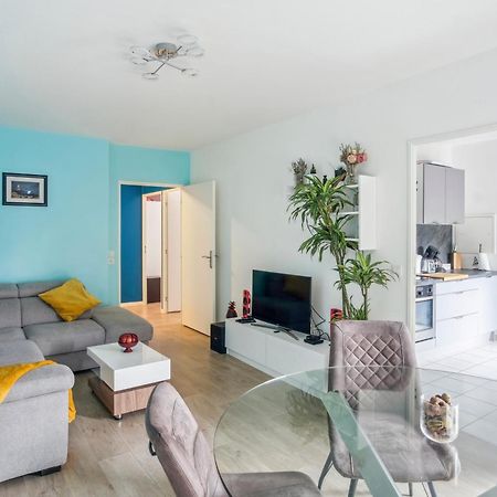 Apartamento Chic Apart Disneyland With Terrace Bussy-Saint-Georges Exterior foto